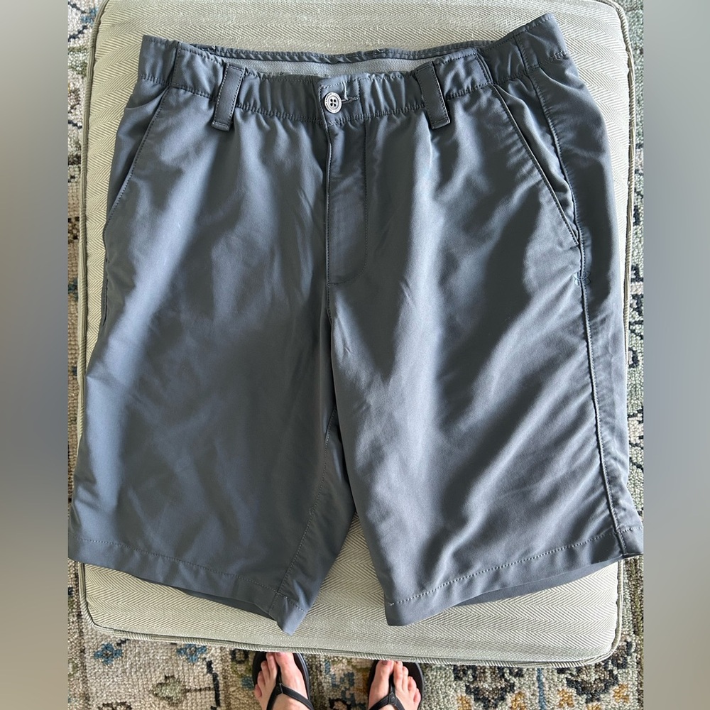 Under Armour Men's Charcoal Flat Front Shorts